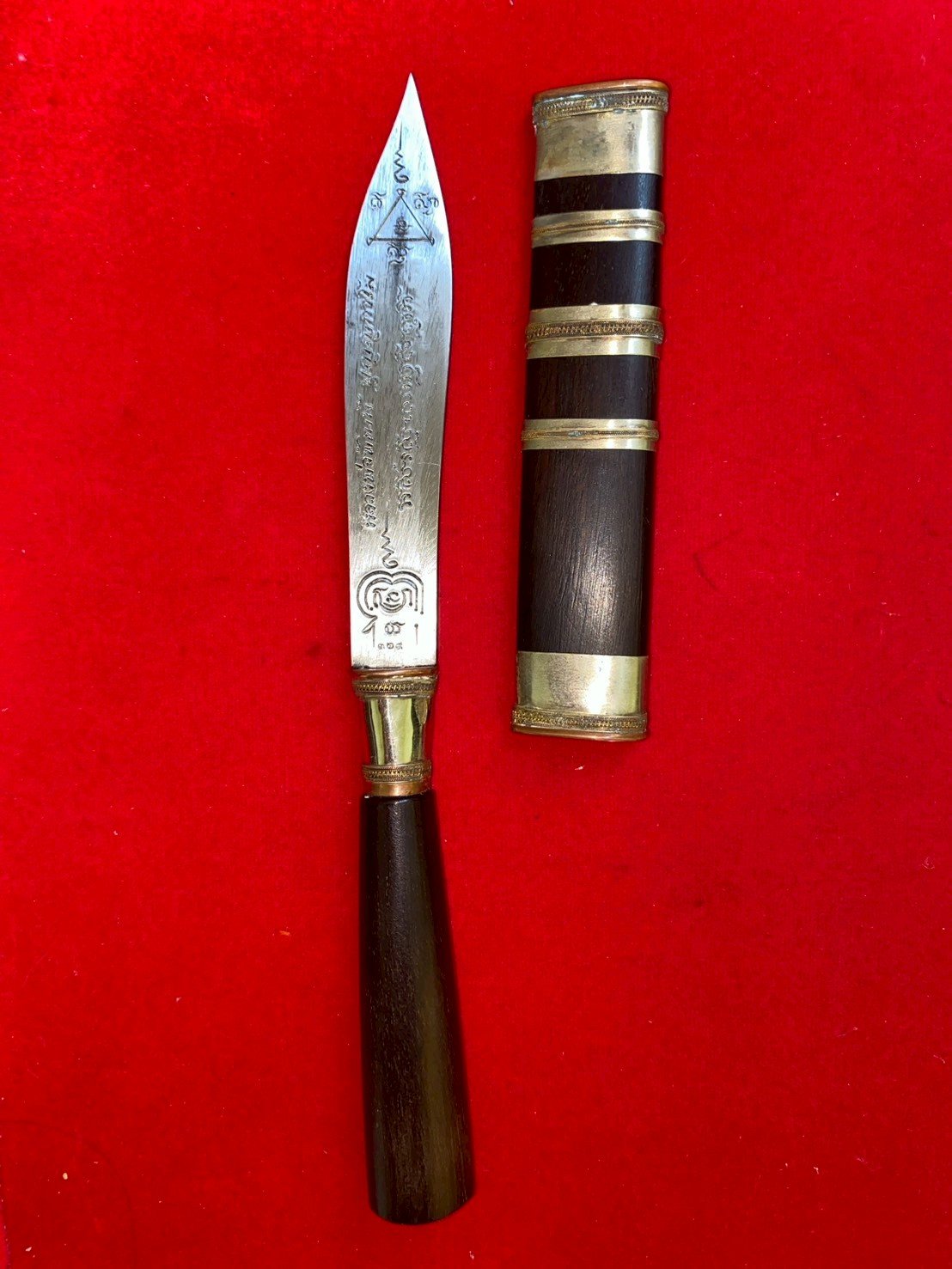 มีดหมอหลวงพ่อพัฒน์ วัดห้วยด้วน ขนาด ๕ นิ้ว