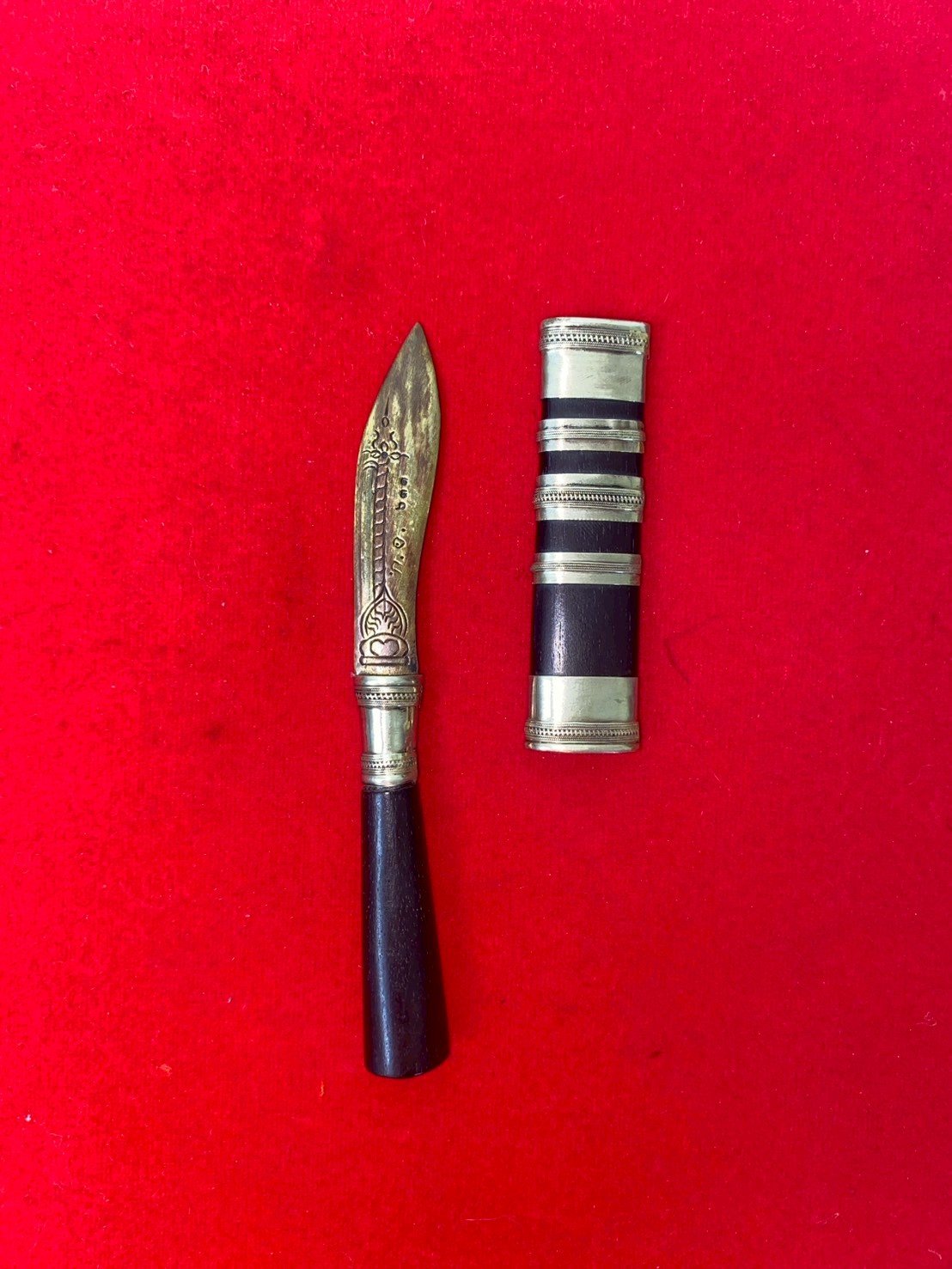 มีดหมอหลวงพ่อพัฒน์ วัดห้วยด้วน โค้ดพัฒน์ ๖๓๑ ขนาด ๒.๕ นิ้ว