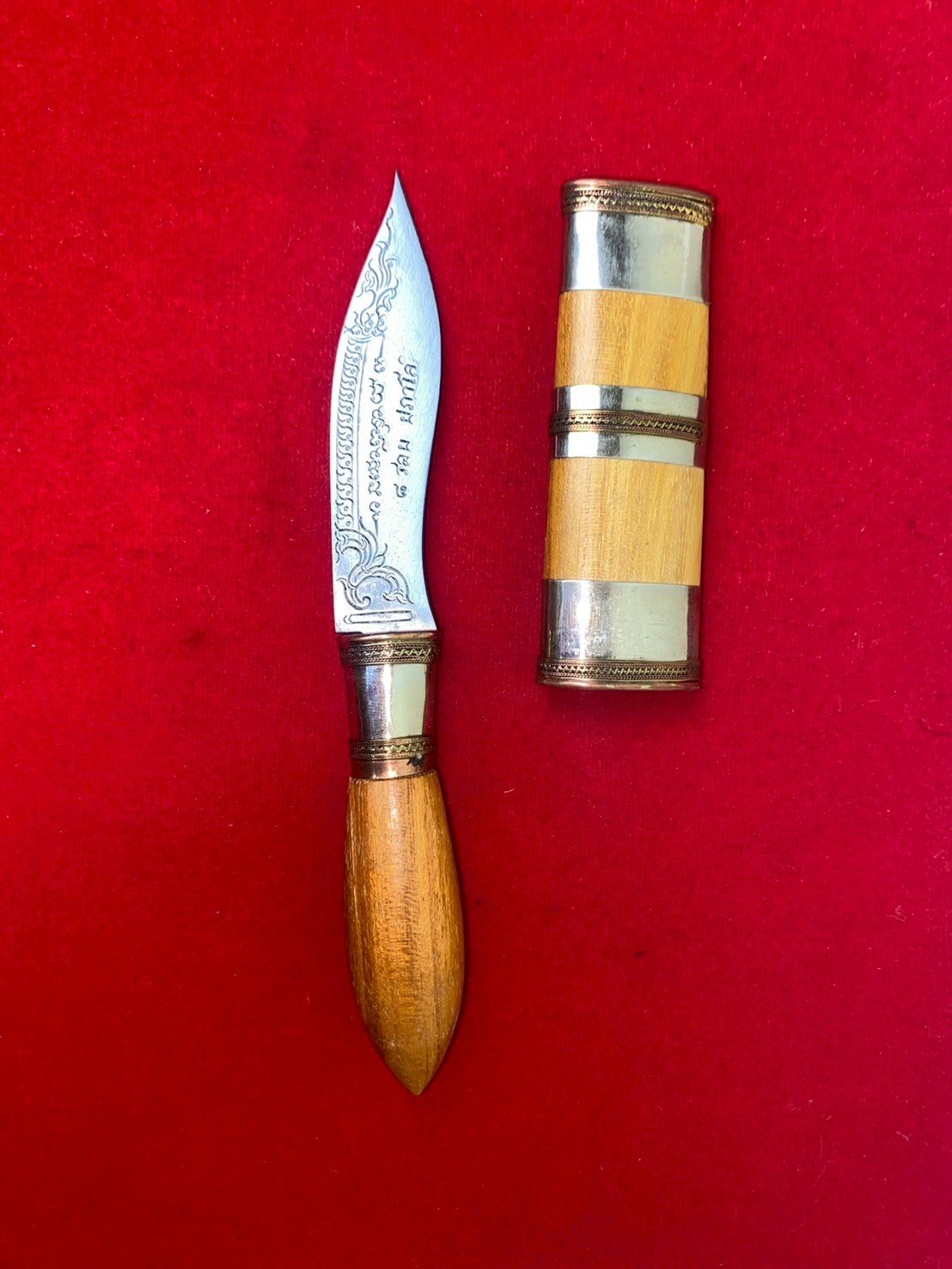 มีดหมอหลวงปู่เฮง ปภาสร วัดด่านช่องจอม ใบมีดยาว ๓ นิ้ว