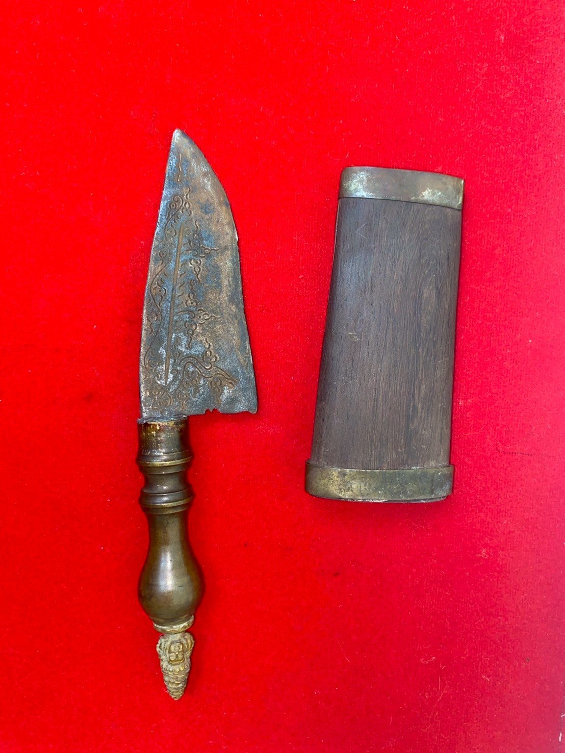 มีดหมอหลวงพ่อเดิม วัดหนองโพ ขนาด ๓.๕ นิ้ว