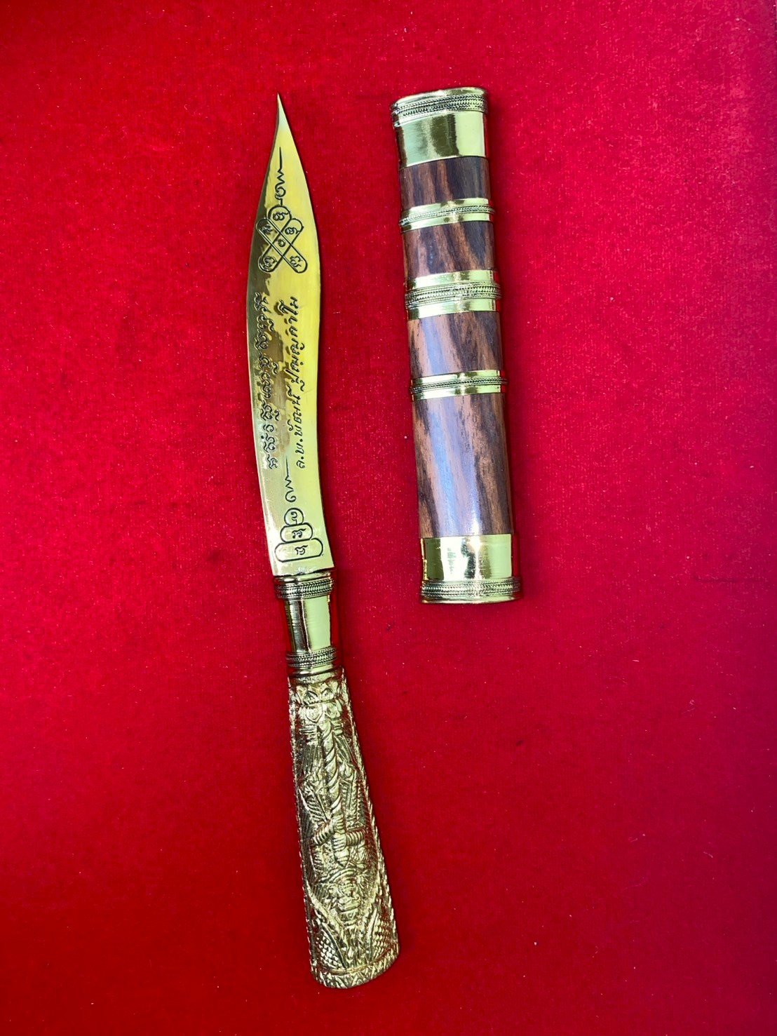 มีดหมอหลวงพ่อพัฒน์ วัดห้วยด้วน รุ่นเทพศาสตรา รายการที่๑๑ ขนาดใบมีด ๕ นิ้ว