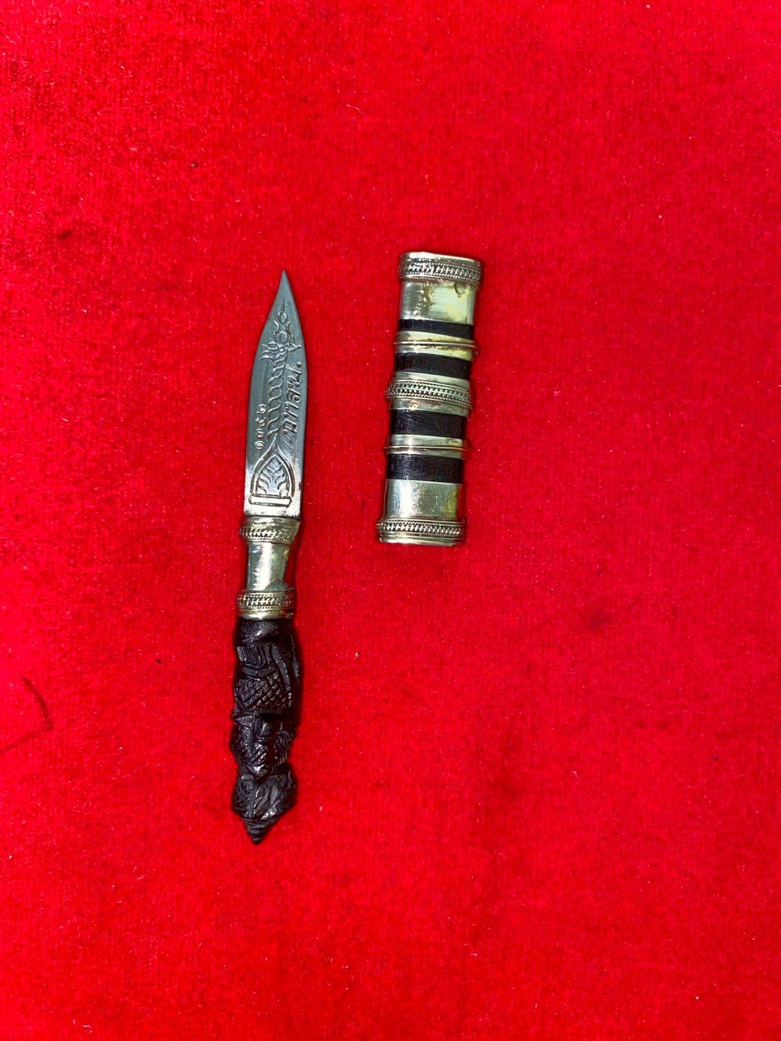 มีดหมอหลวงพ่อพัฒน์ วัดห้วยด้วน รุ่นฉลองหอระฆังปี๖๓ เลขโค้ด๑๓๕๒