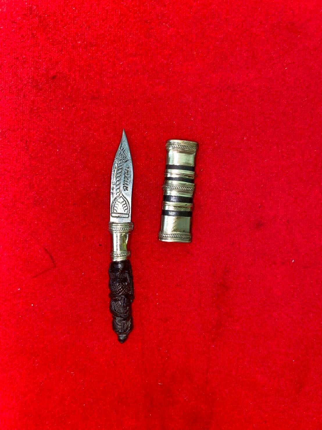 มีดหมอหลวงพ่อพัฒน์ วัดห้วยด้วน รุ่นฉลองหอระฆังปี๖๓ เลขโค้ด๕๑๘