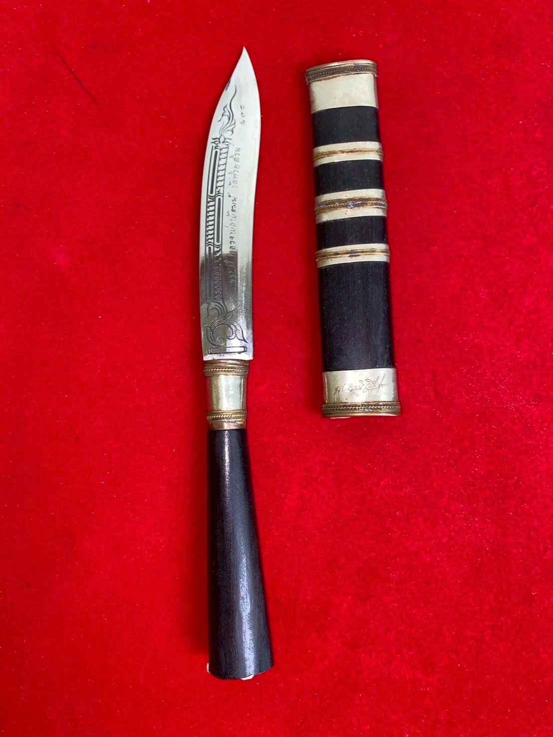 มีดหมอหลวงพ่อพัฒน์ วัดห้วยด้วน โค้ด๑๙๘ ขนาดใบมีด ๕ นิ้ว