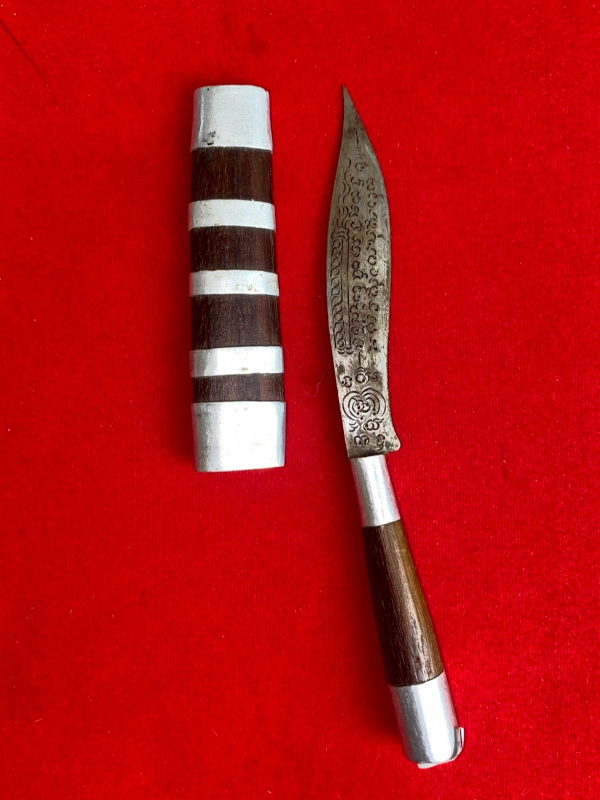 มีดหมอหลวงพ่อบุญมี วัดเขาสมอคอน