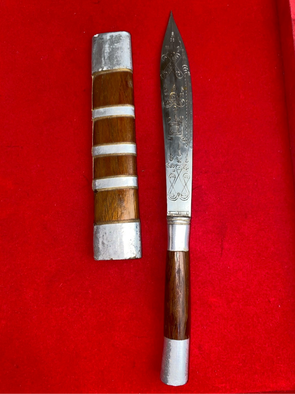 มีดหมอหลวงพ่อบุญมี วัดเขาสมอคอน