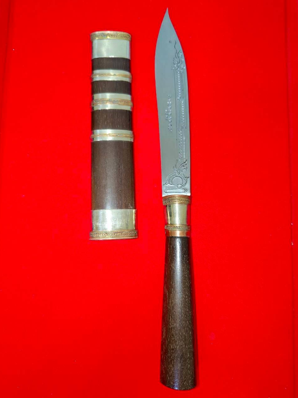 มีดหมอหลวงพ่อพัฒน์ วัดห้วยด้วน