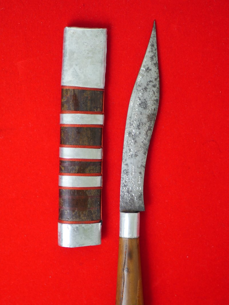 มีดหมอหลวงพ่อบุญมี วัดเขาสมอคอน