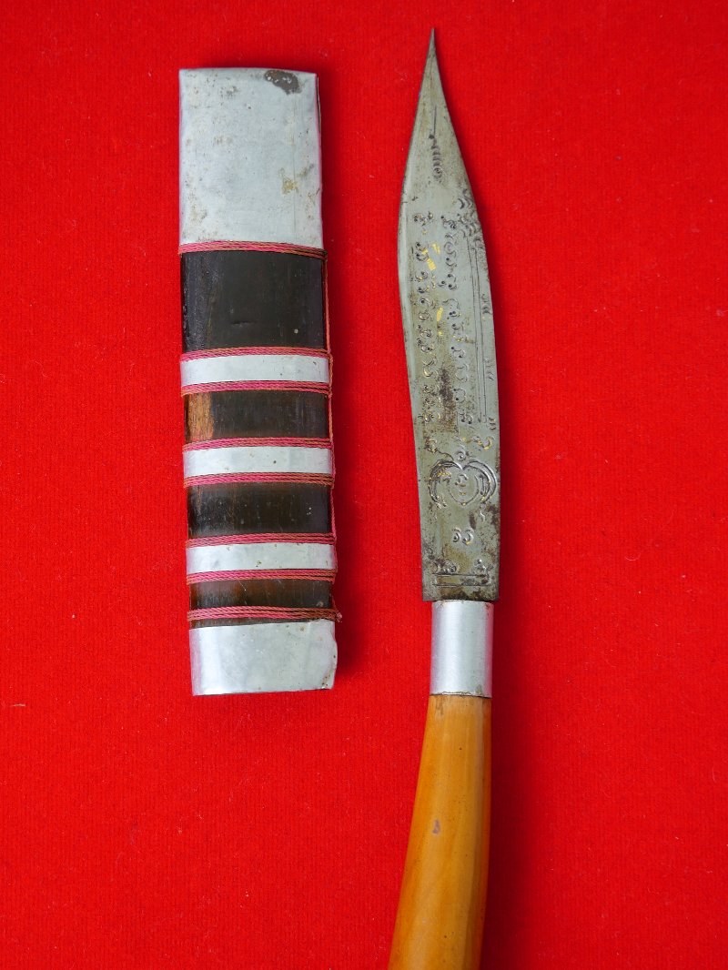 มีดหมอหลวงพ่อบุญมี วัดเขาสมอคอน