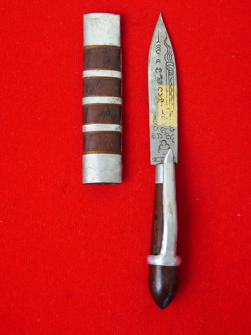 มีดหมอหลวงพ่อบุญมี วัดเขาสมอคอน