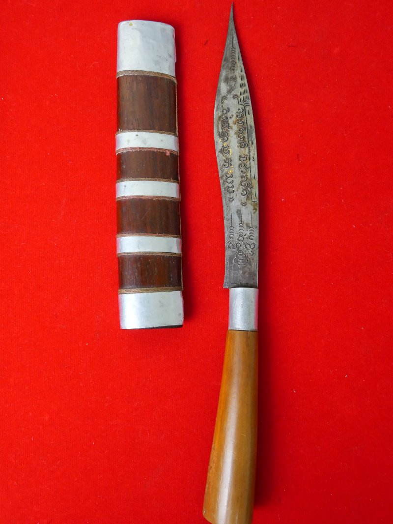 มีดหมอหลวงพ่อบุญมี วัดเขาสมอคอน