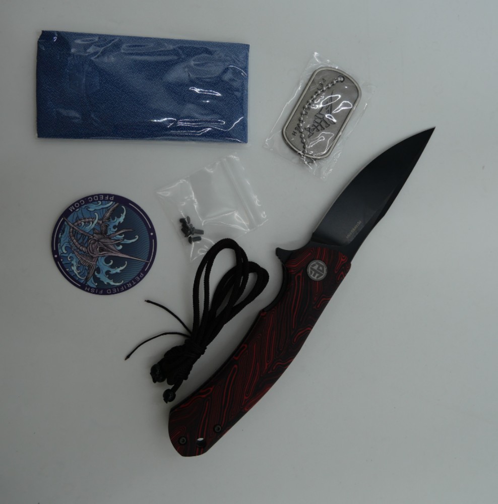 petrified fish รหัส 949R ลายเเดงดำ